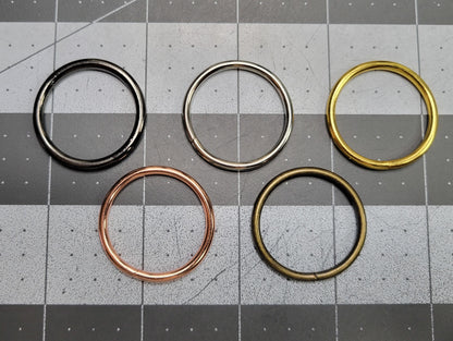 Tug Tied Fidget Chain